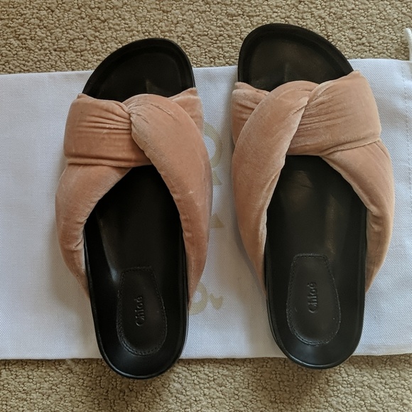 NEW Chloe Knotted Velvet Sandals Beige Rose - Picture 2 of 6